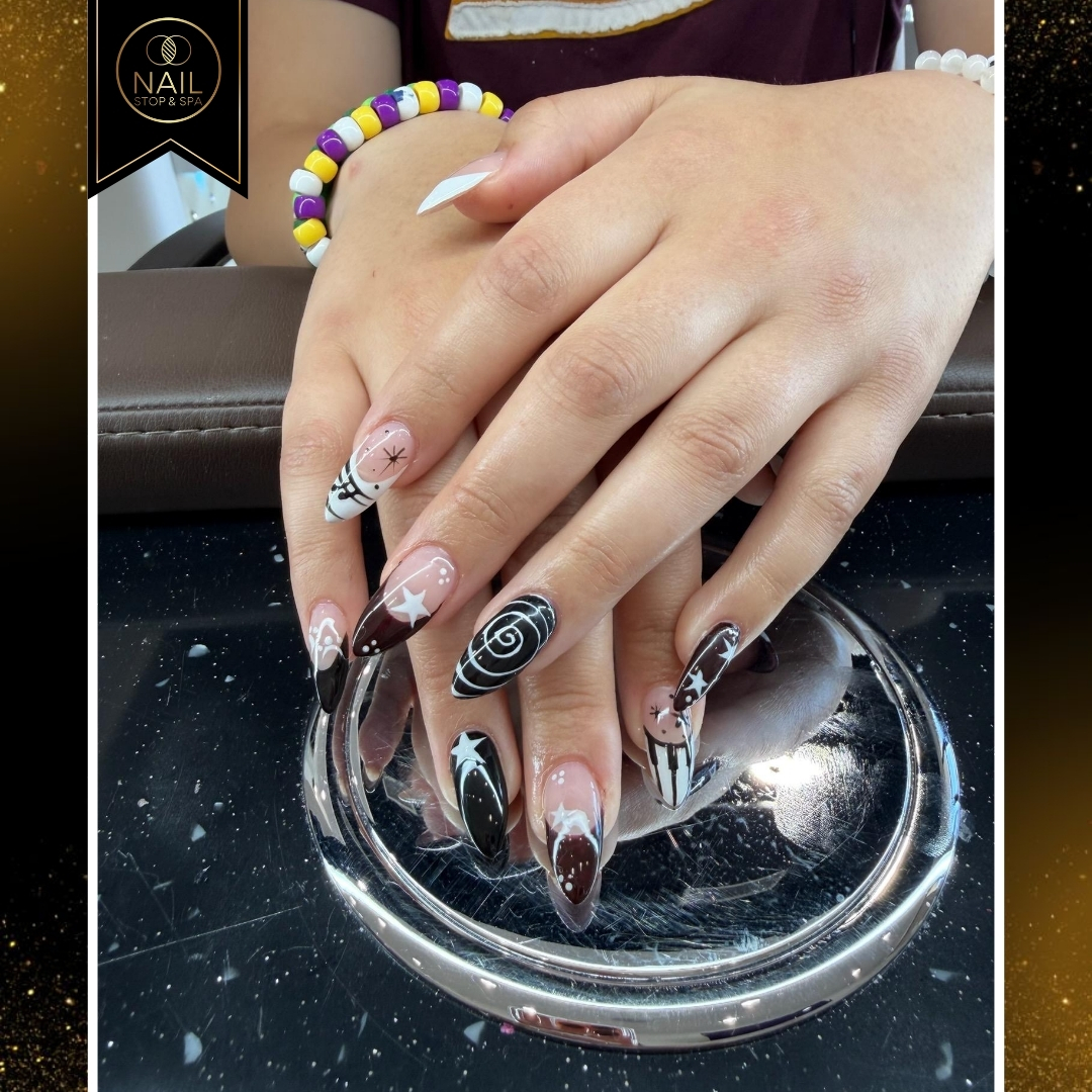 Trendy Nail Designs for April 2026